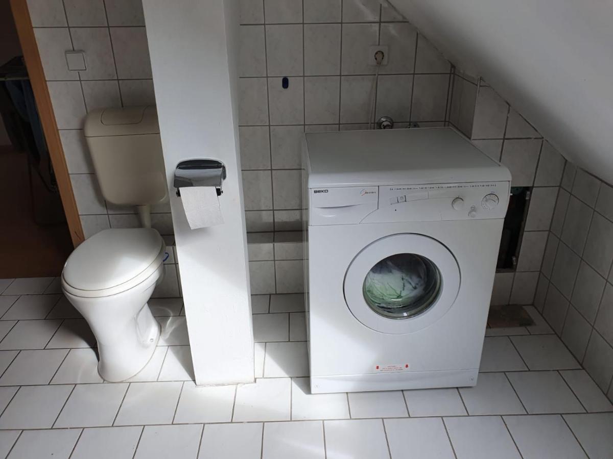 Ferienwohnung Attic Oelsnitz am Hegebach mit Netflix und Parkplatz Self Check-in Exterior foto
