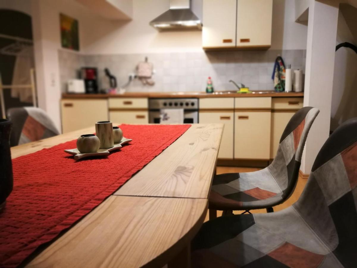 Ferienwohnung Attic Oelsnitz am Hegebach mit Netflix und Parkplatz Self Check-in Exterior foto